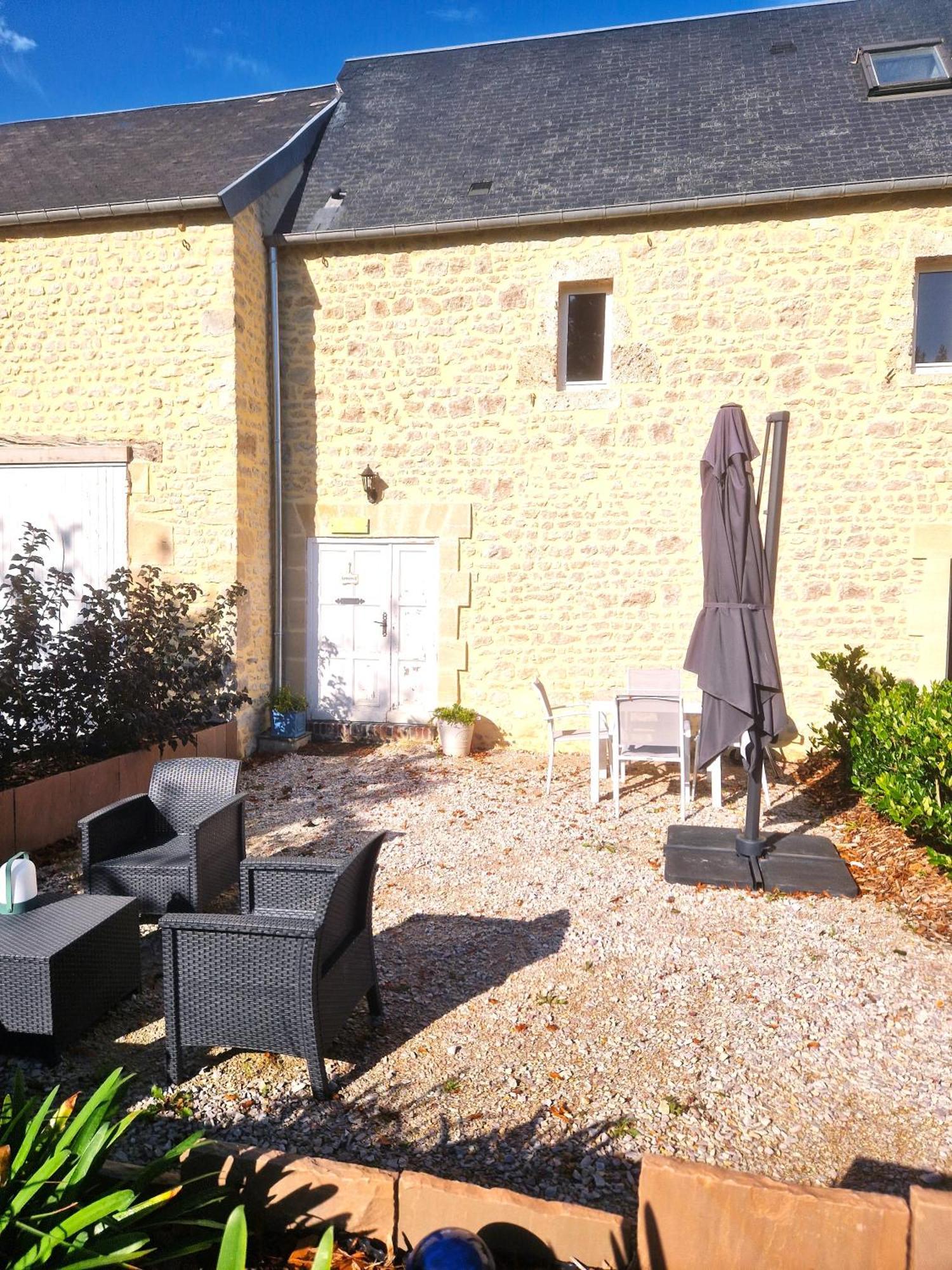 Domaine De Houtteville - Gites - Omaha Beach Normandy Surrain Екстер'єр фото